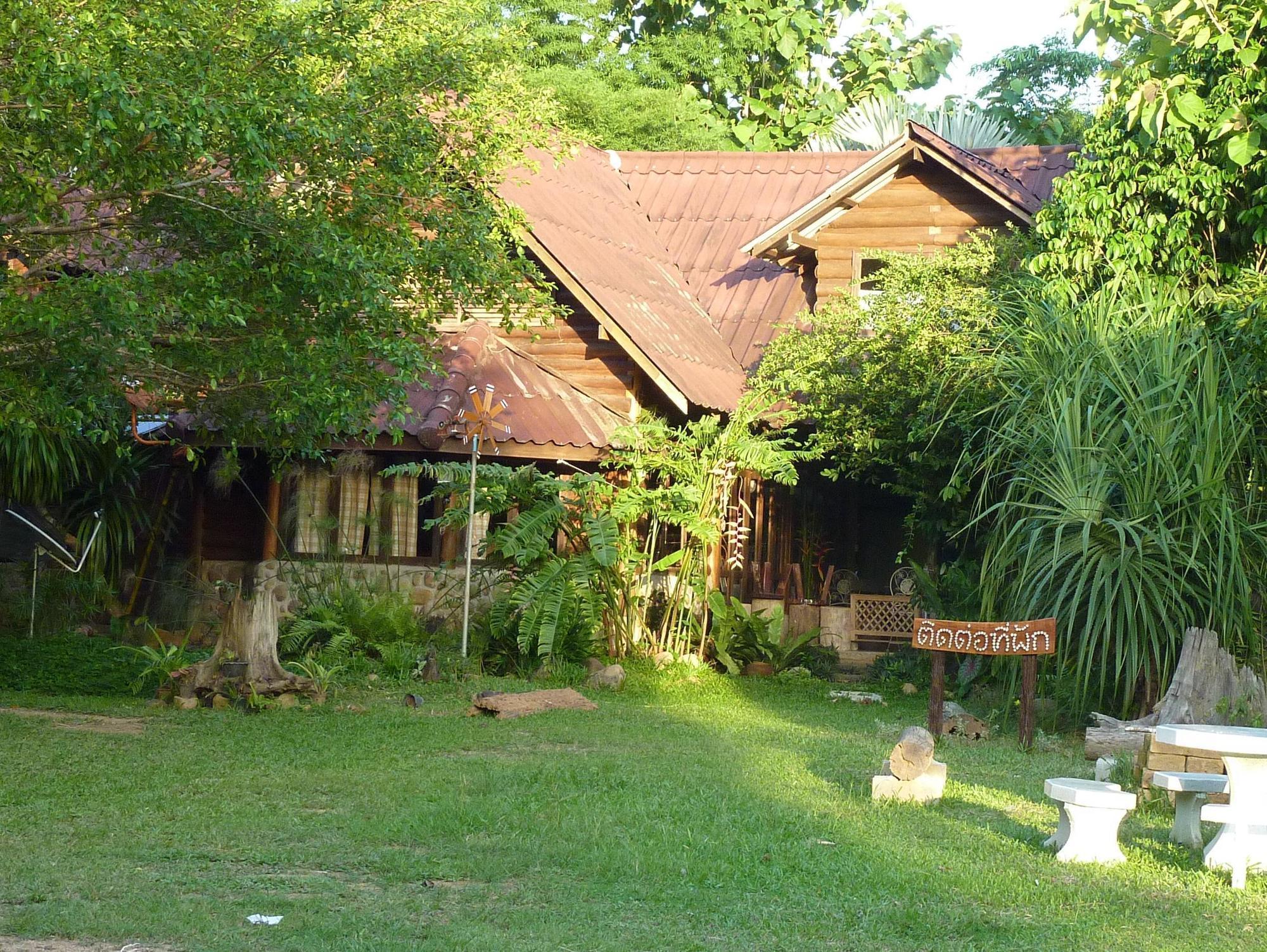 Hôtel Baandin Chiewlarn à Ban Tha Khun Extérieur photo